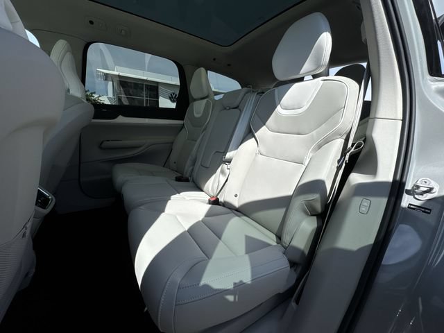New 2026 Volvo EX90 Plus RWD image 26