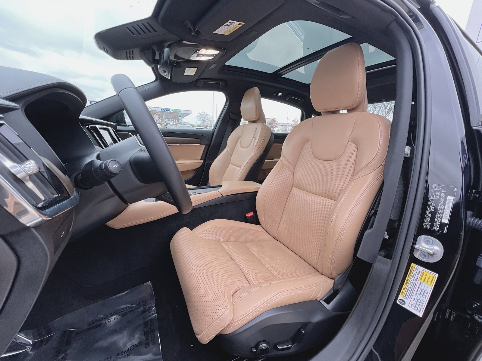 Certified 2023 Volvo S90 B6 Ultimate image 13