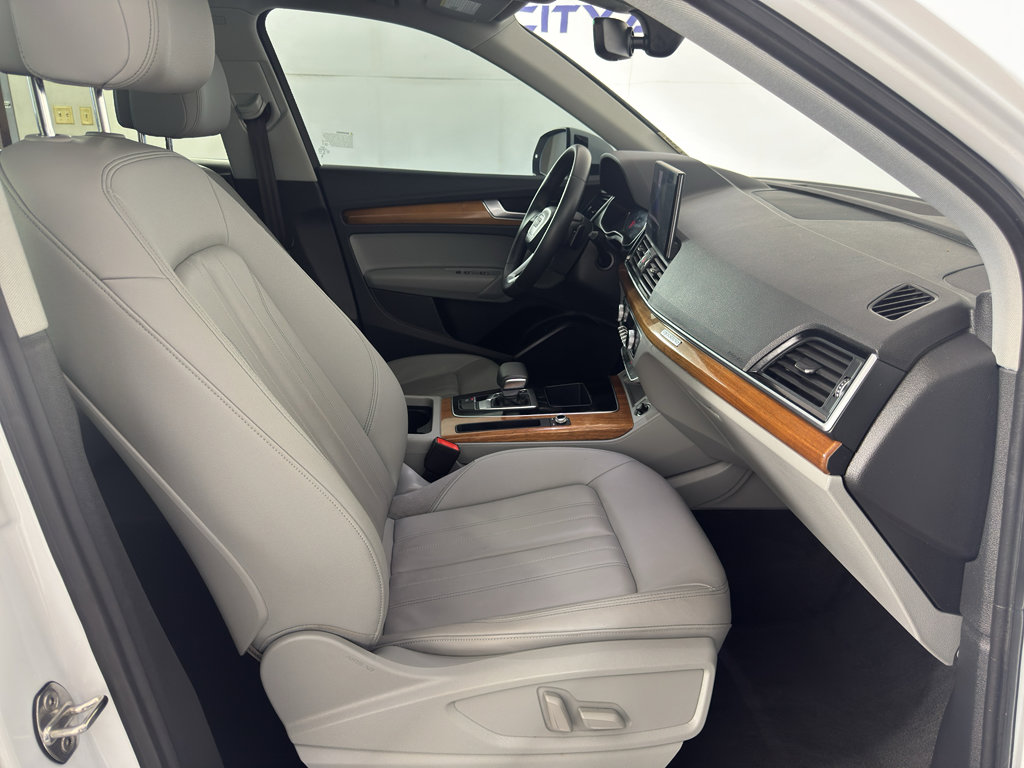 Used 2023 Audi Q5 2.0T Premium AWD/4WD image 43