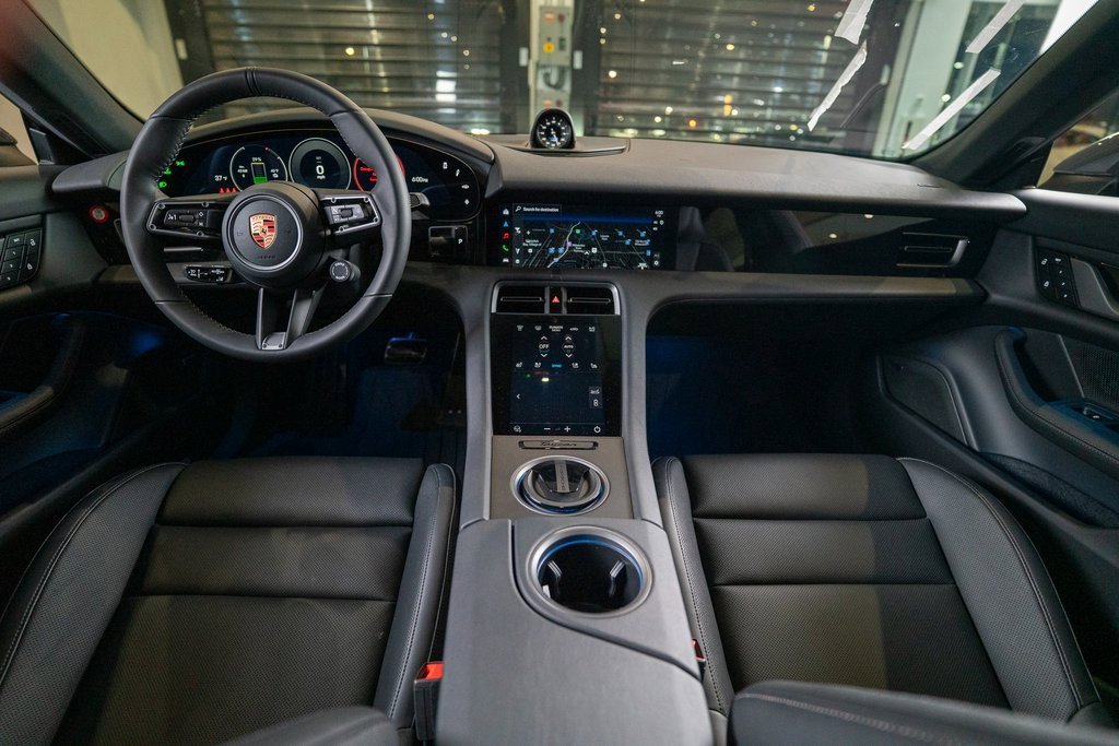 New 2026 Porsche Taycan image 17