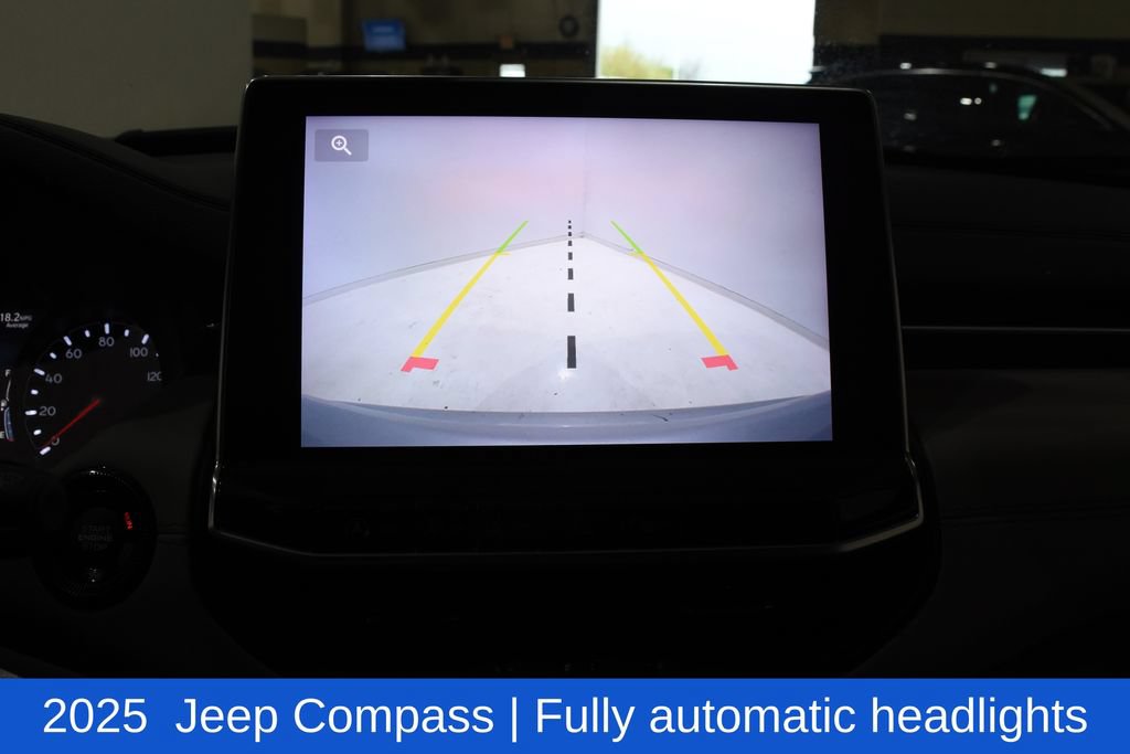 Used 2025 Jeep Compass Limited AWD/4WD image 17