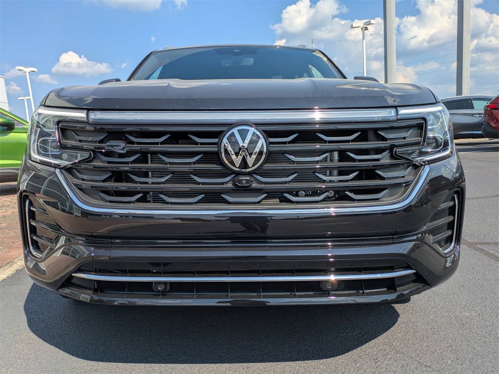 New 2026 Volkswagen Atlas Cross Sport SEL Premium R-Line image 9