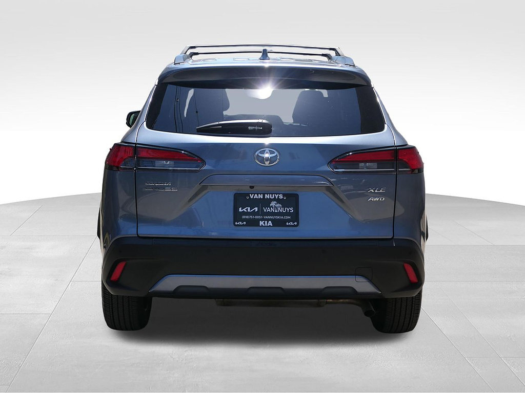 Used 2023 Toyota Corolla Cross XLE w/ Convenience Package AWD/4WD image 4