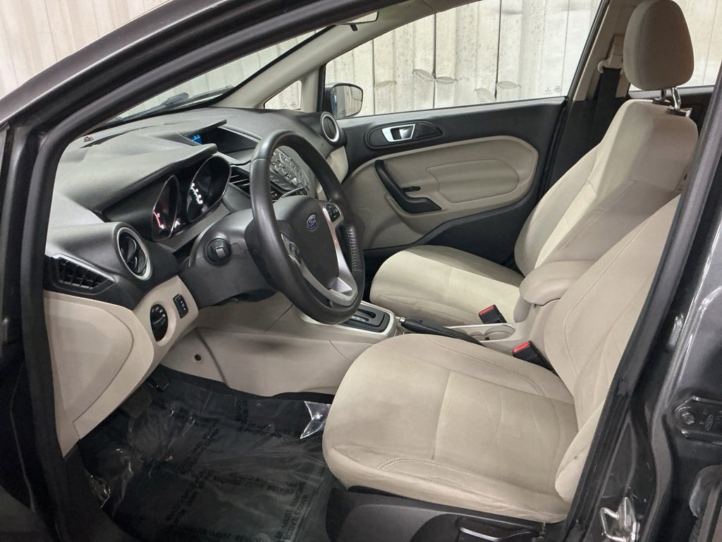 Used 2016 Ford Fiesta SE image 10