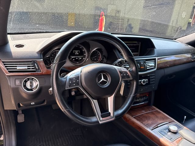 Used 2013 Mercedes-Benz E 350 4MATIC Wagon image 17