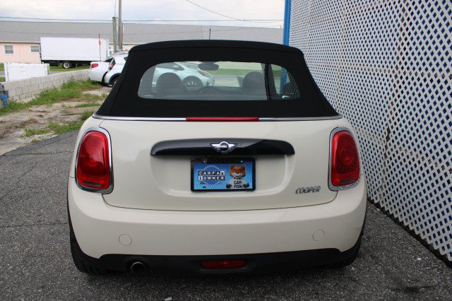 Used 2018 MINI Cooper Convertible FWD image 16