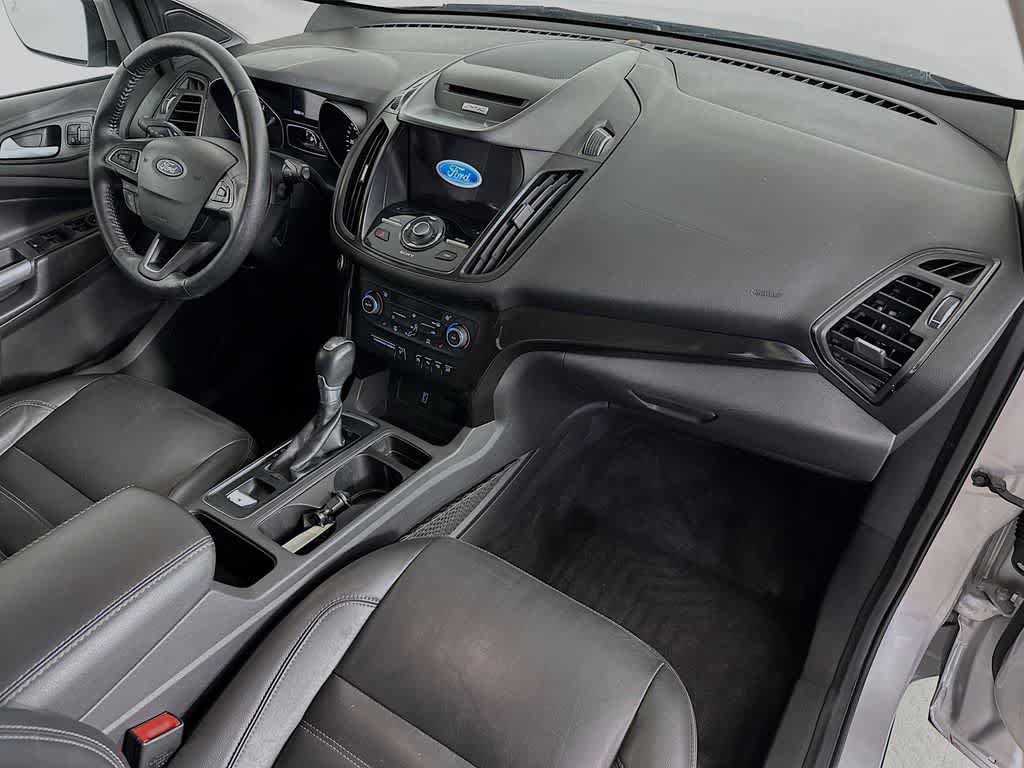 Used 2017 Ford Escape Titanium w/ Equipment Group 301A AWD/4WD image 33
