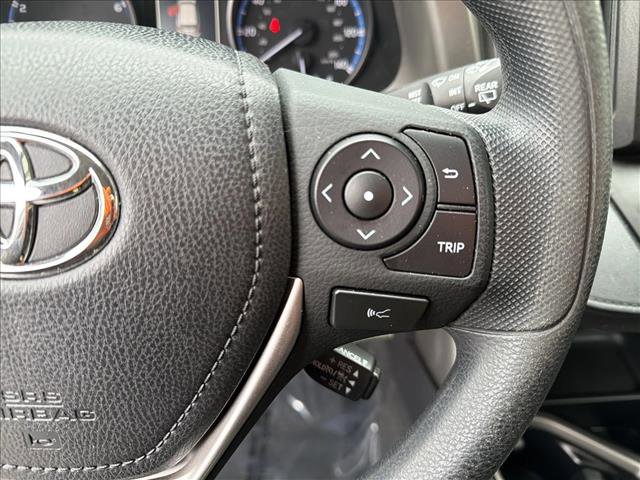 Used 2017 Toyota RAV4 LE image 16