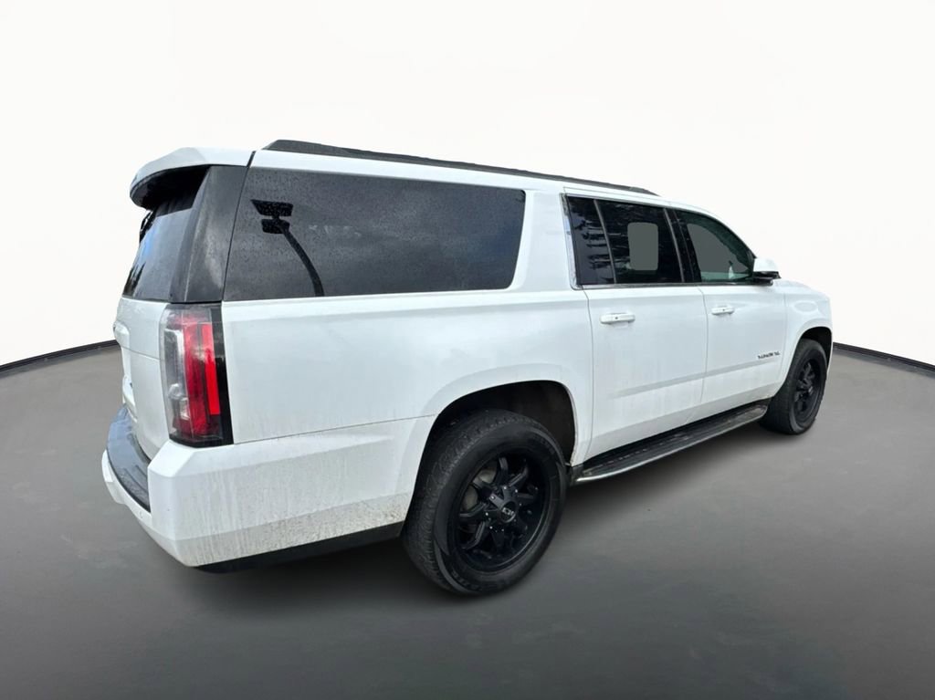 Used 2020 GMC Yukon XL SLT w/ HD Trailering Package image 3