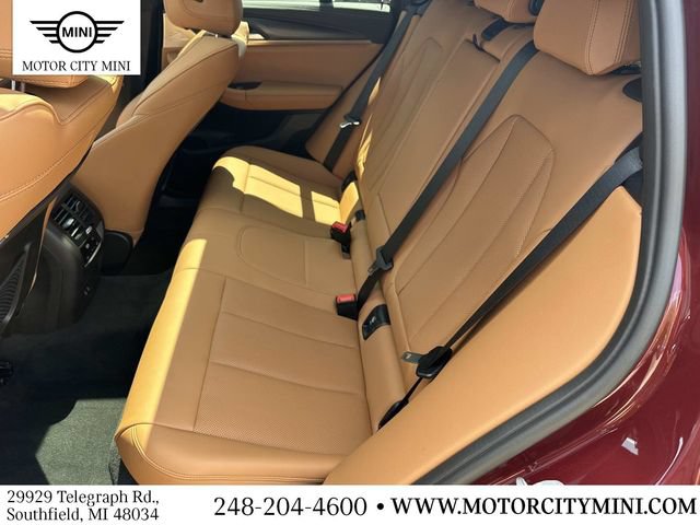 Used 2025 BMW X4 M40i AWD/4WD image 15