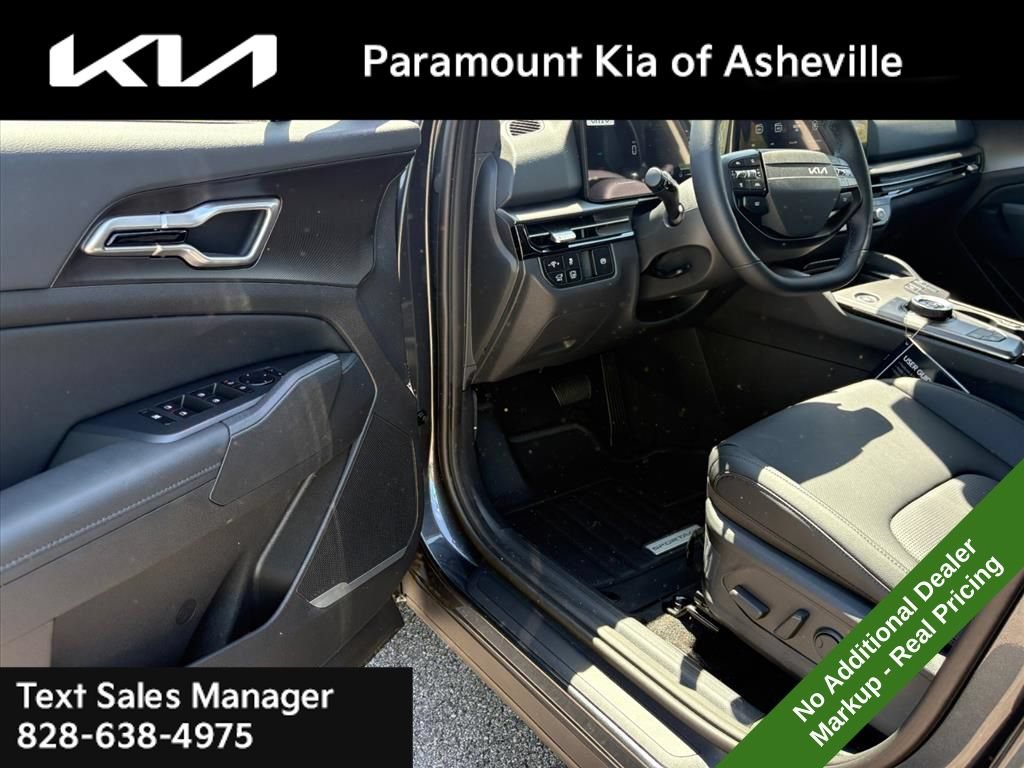 New 2026 Kia Sportage EX AWD/4WD image 16