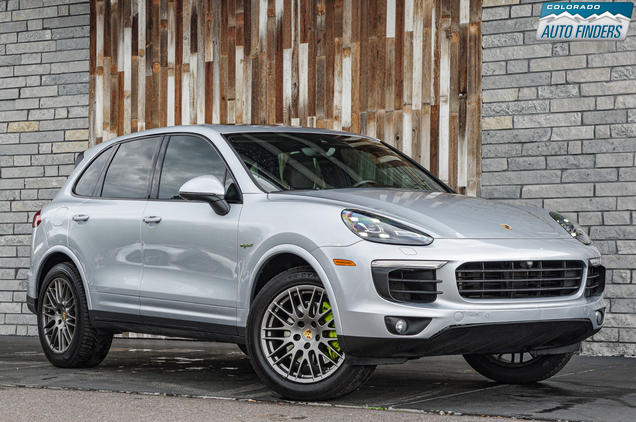 Used 2017 Porsche Cayenne S image 8