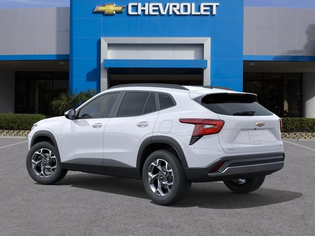 New 2026 Chevrolet Trax LT w/ LT Convenience Package FWD image 3