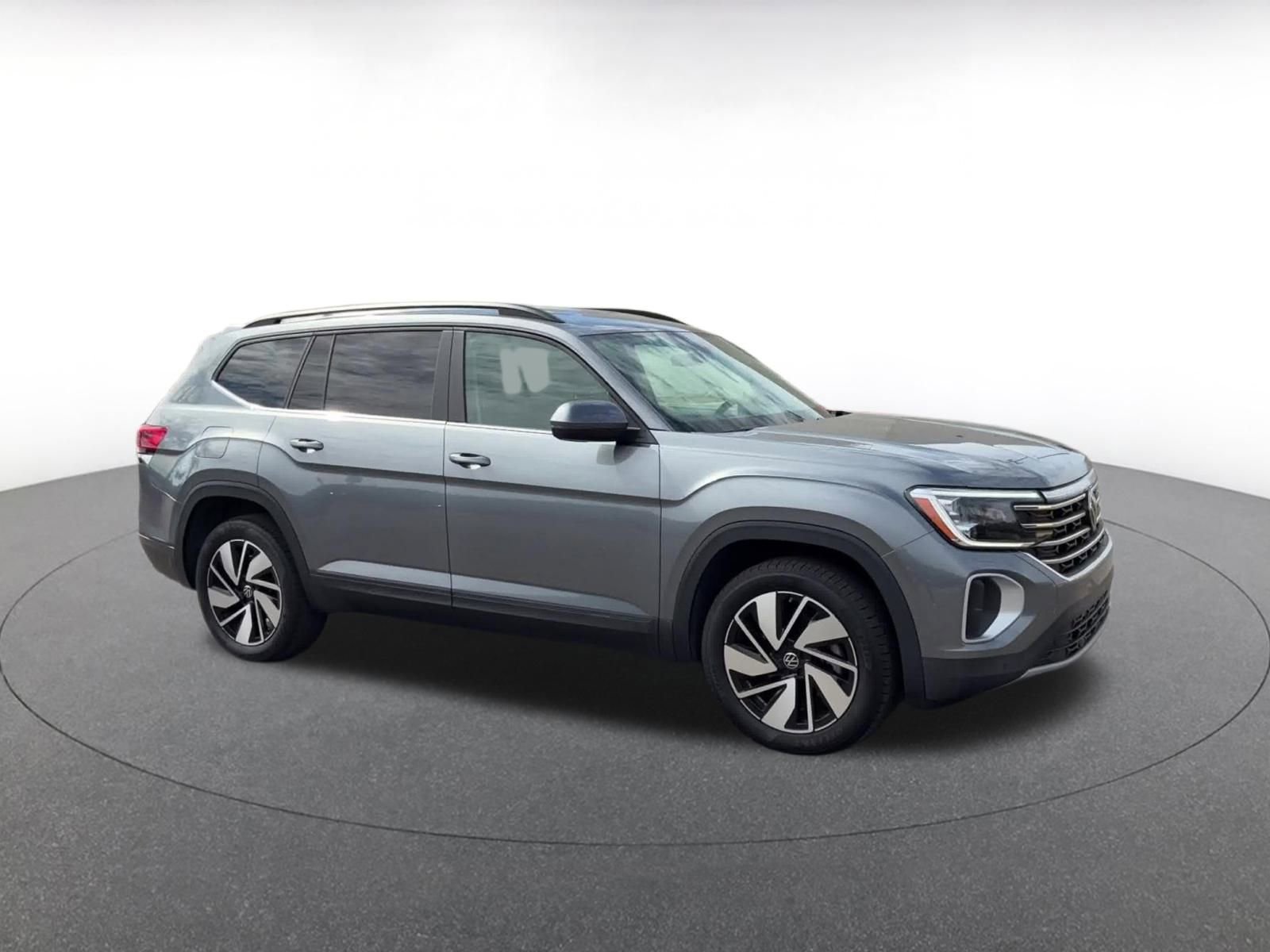 Used 2025 Volkswagen Atlas SE video 2