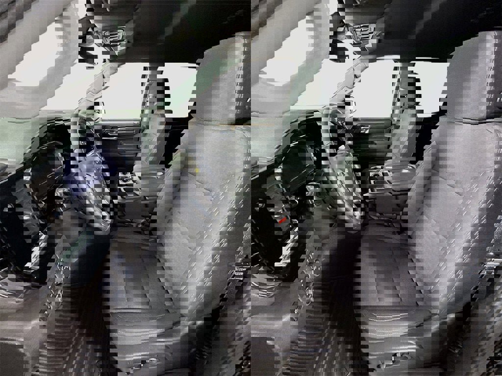 Used 2024 Chevrolet Silverado 1500 LT image 15