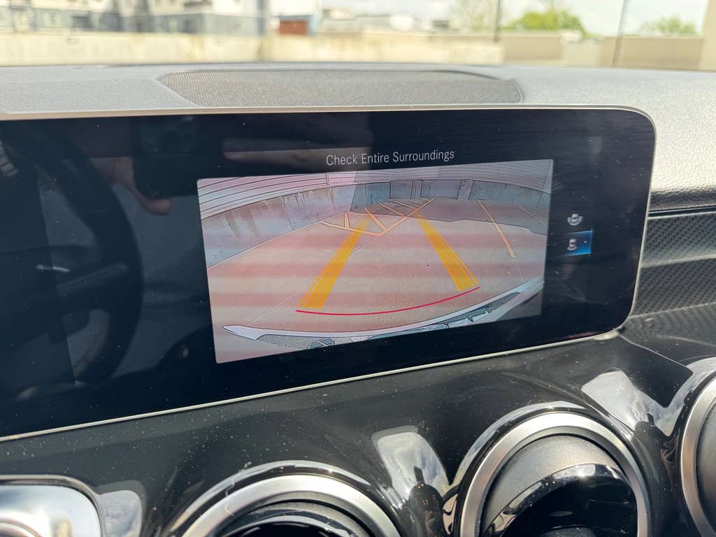 Used 2021 Mercedes-Benz GLB 250 4MATIC image 20