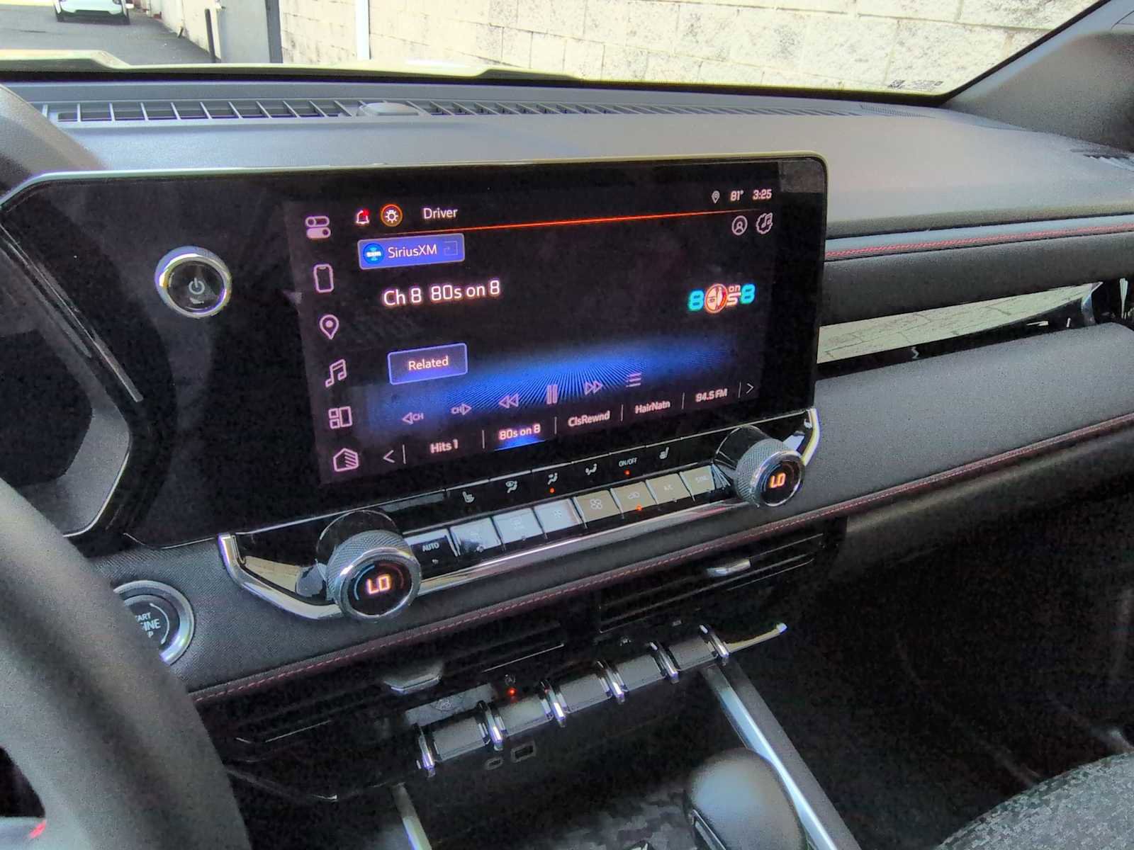 Used 2023 Chevrolet Colorado Z71 w/ Z71 Convenience Package 2 AWD/4WD image 28