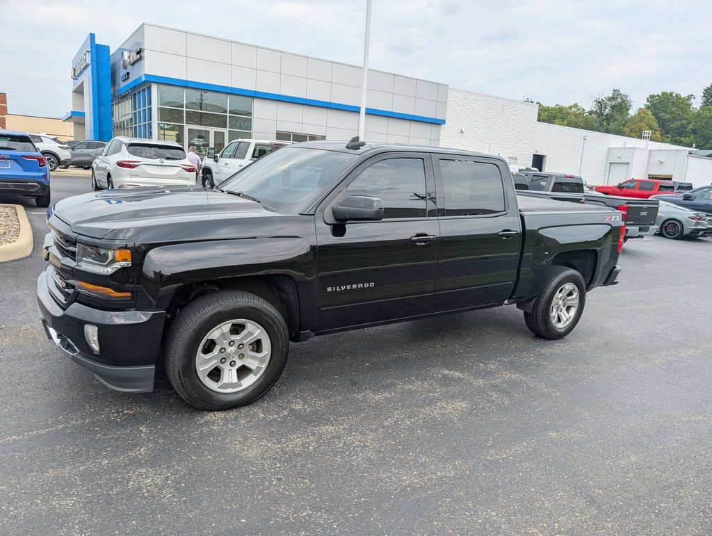Used 2018 Chevrolet Silverado 1500 LT w/ All Star Edition AWD/4WD image 4