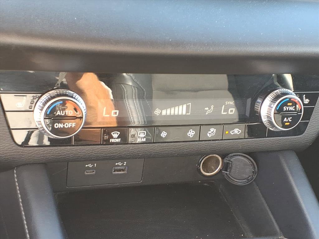 Used 2023 Mitsubishi Outlander SE image 22