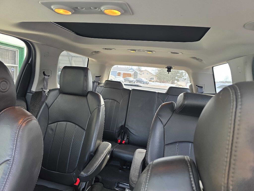 Used 2015 GMC Acadia Denali image 12