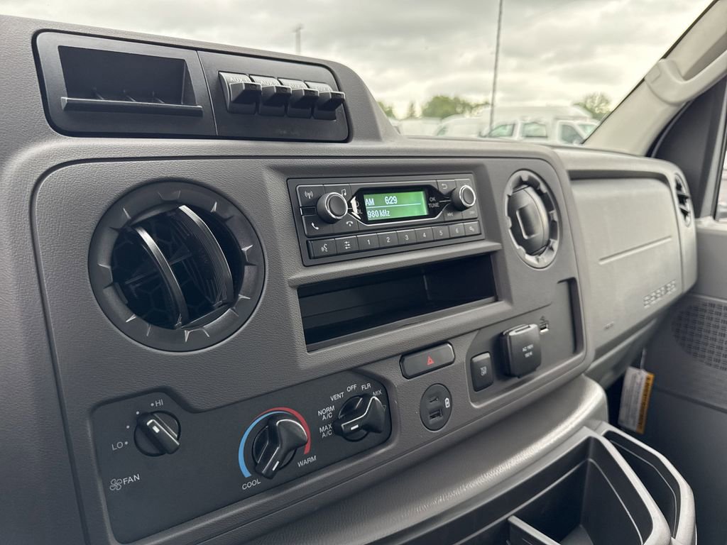 New 2026 Ford E-350 and Econoline 350 Super Duty w/ Power Equipment Group image 40