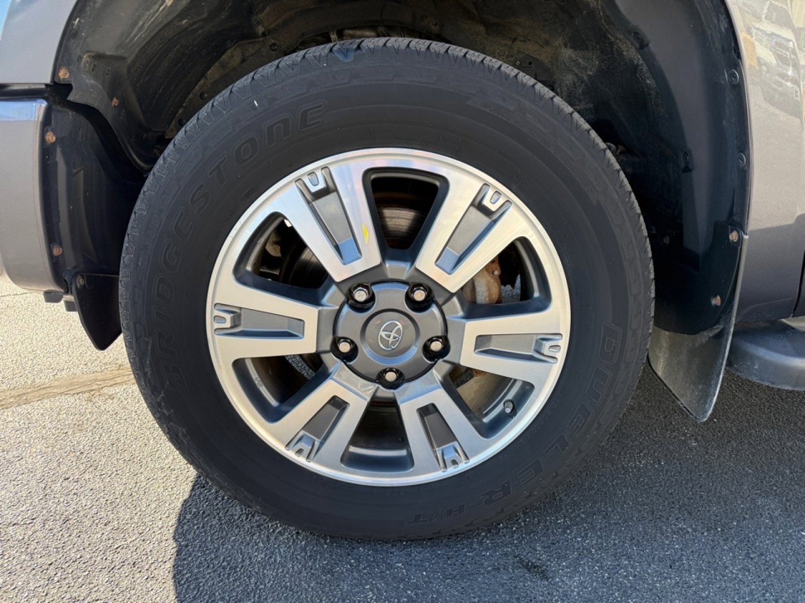 Used 2021 Toyota Tundra Platinum image 35