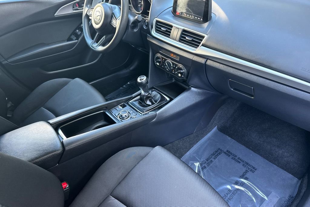 Used 2018 MAZDA MAZDA3 Sport FWD image 14
