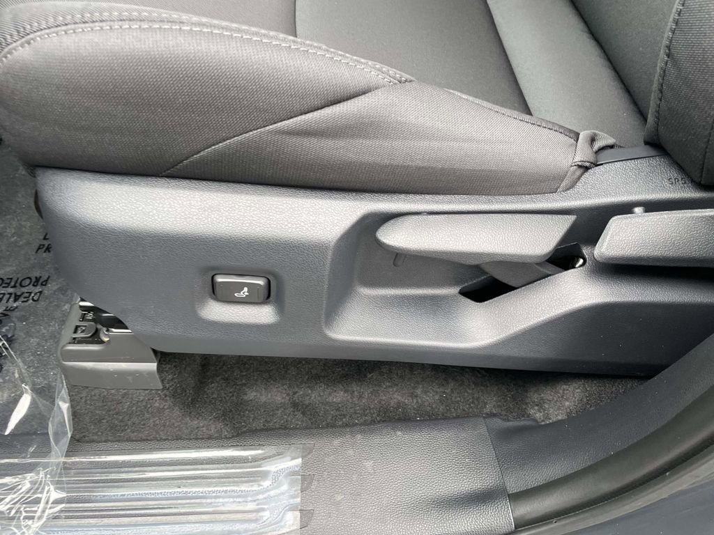 New 2026 Toyota Tacoma SR image 30