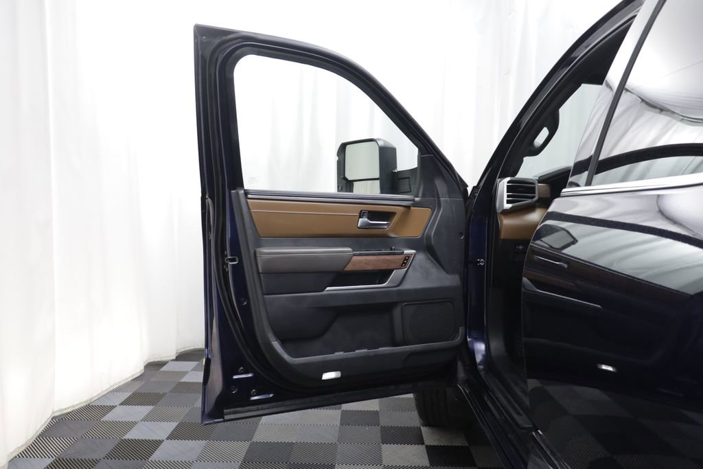 Used 2025 Toyota Tundra 1794 Edition w/ TRD Off-Road Package AWD/4WD image 4