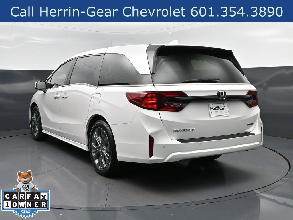 Used 2025 Honda Odyssey Touring image 5
