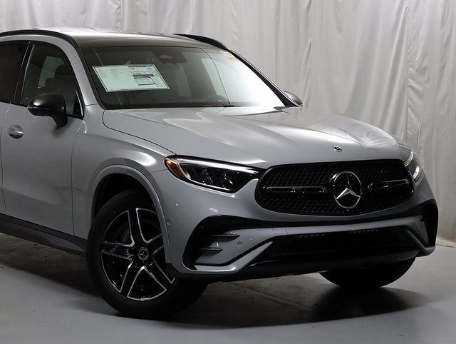 New 2026 Mercedes-Benz GLC 300 4MATIC image 2
