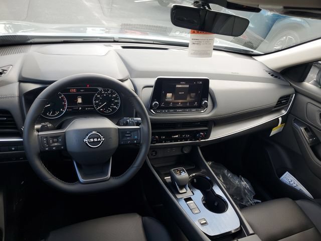New 2026 Nissan Rogue Dark Armor FWD image 8