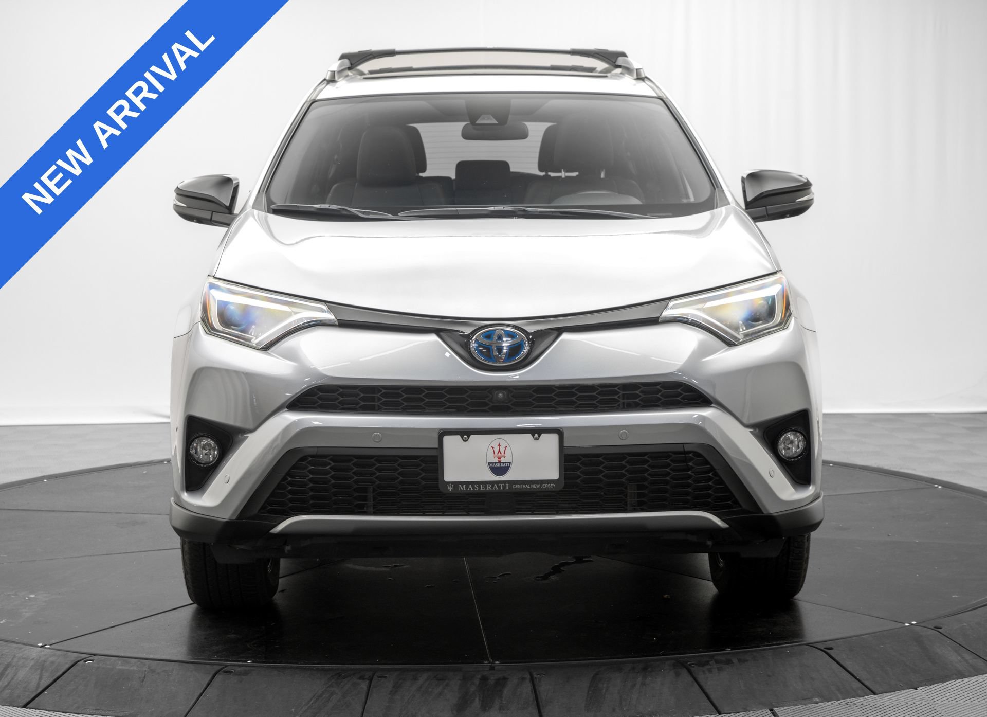 Used 2017 Toyota RAV4 SE w/ Advanced Technology Package AWD/4WD image 2