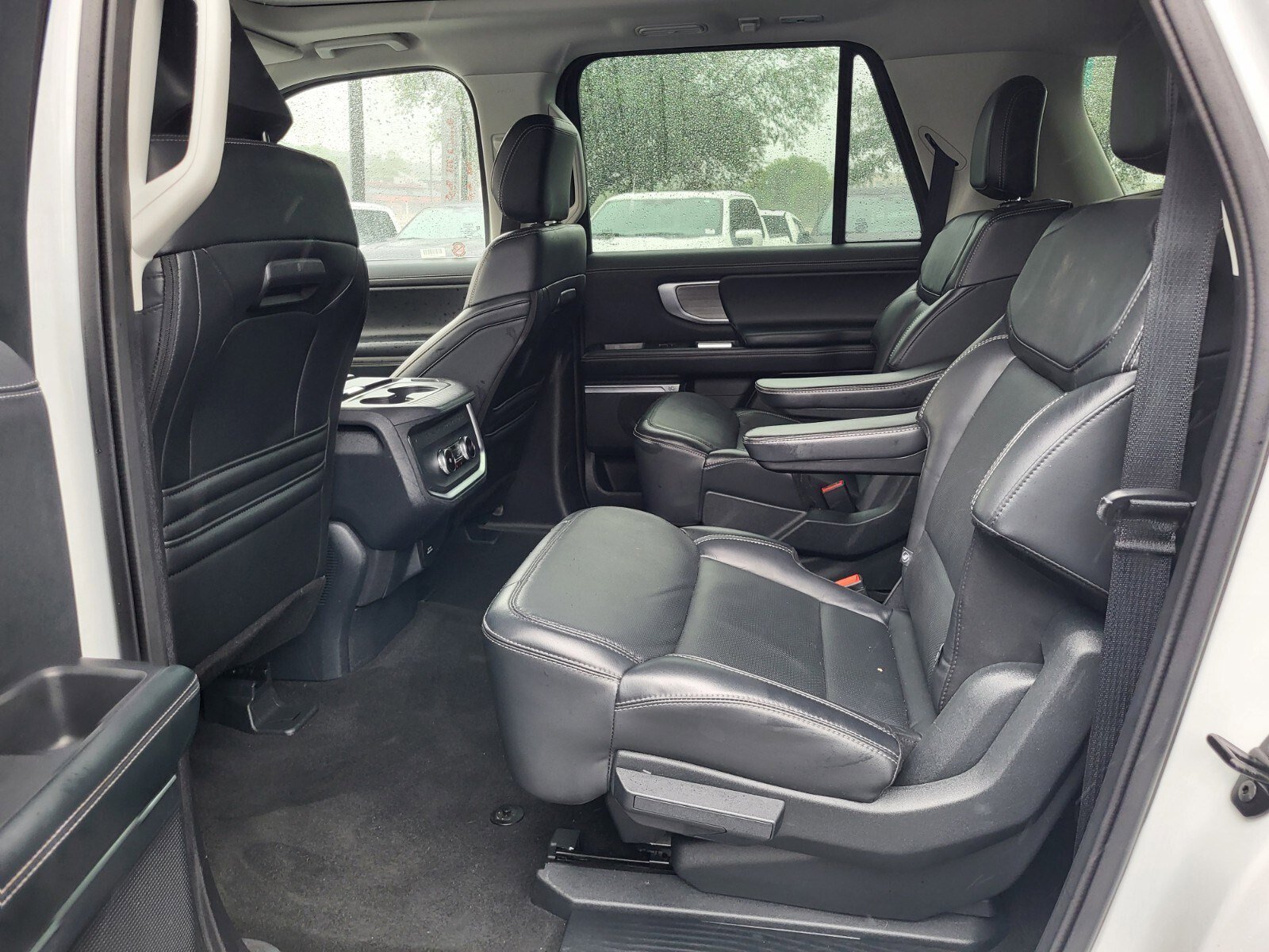 Certified 2025 Ford Expedition Max Platinum AWD/4WD image 16