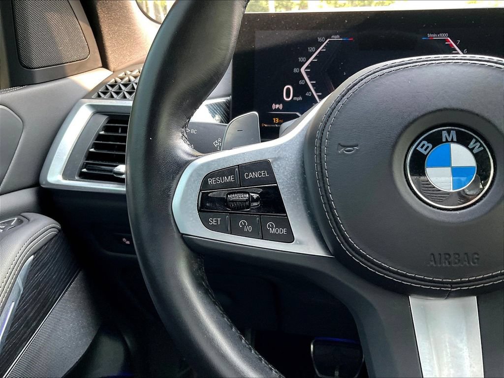 Used 2024 BMW X5 xDrive40i w/ M Sport Package AWD/4WD image 10