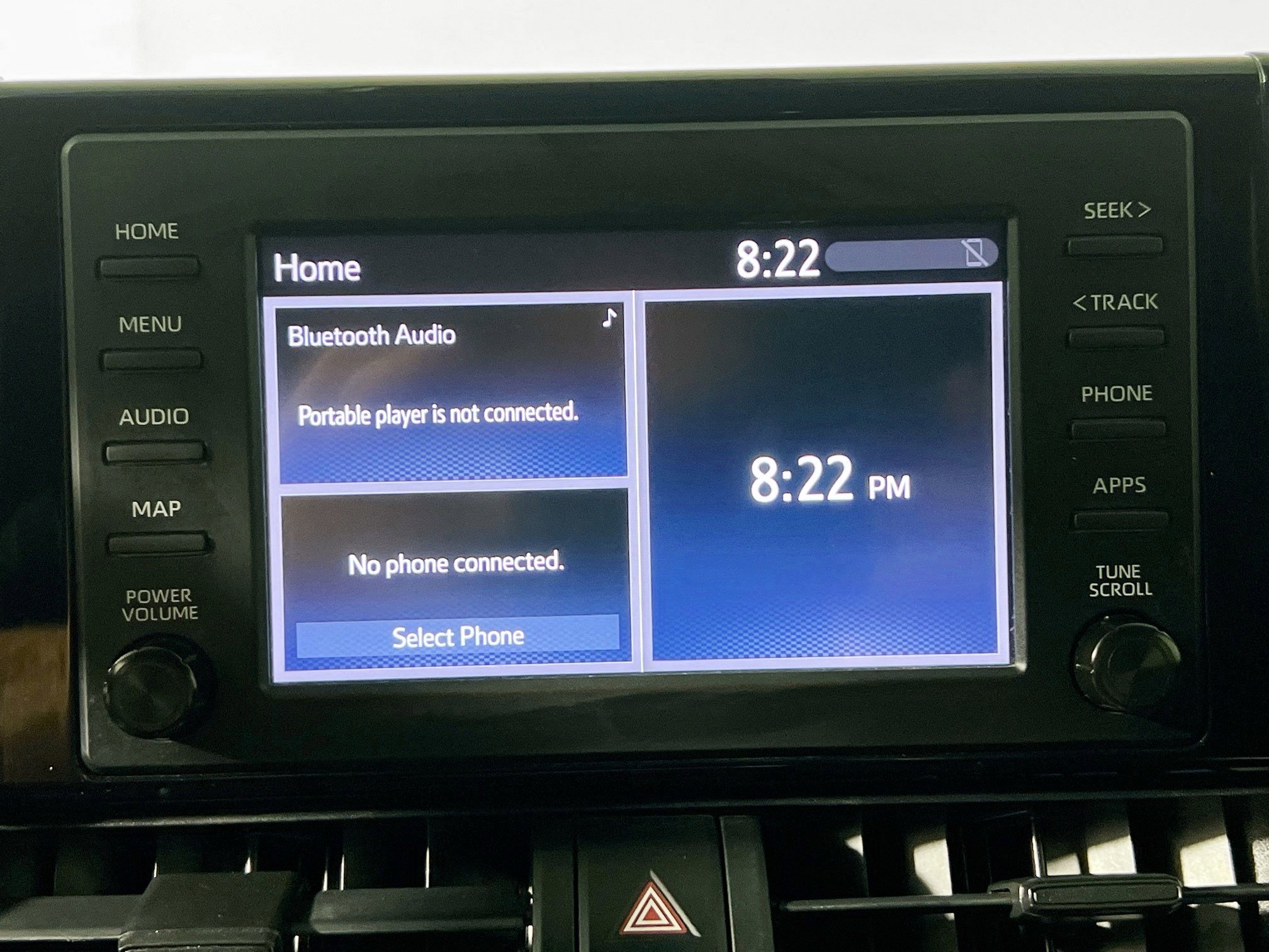 Used 2019 Toyota RAV4 LE image 27