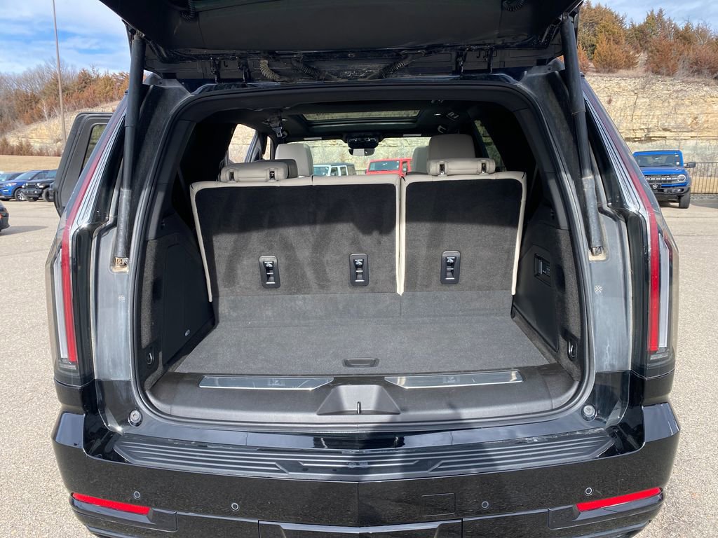 Used 2025 Cadillac Escalade Sport image 23