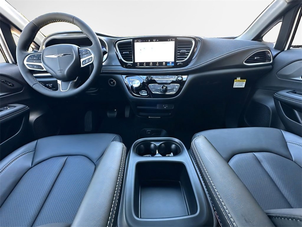 New 2026 Chrysler Pacifica Select image 24