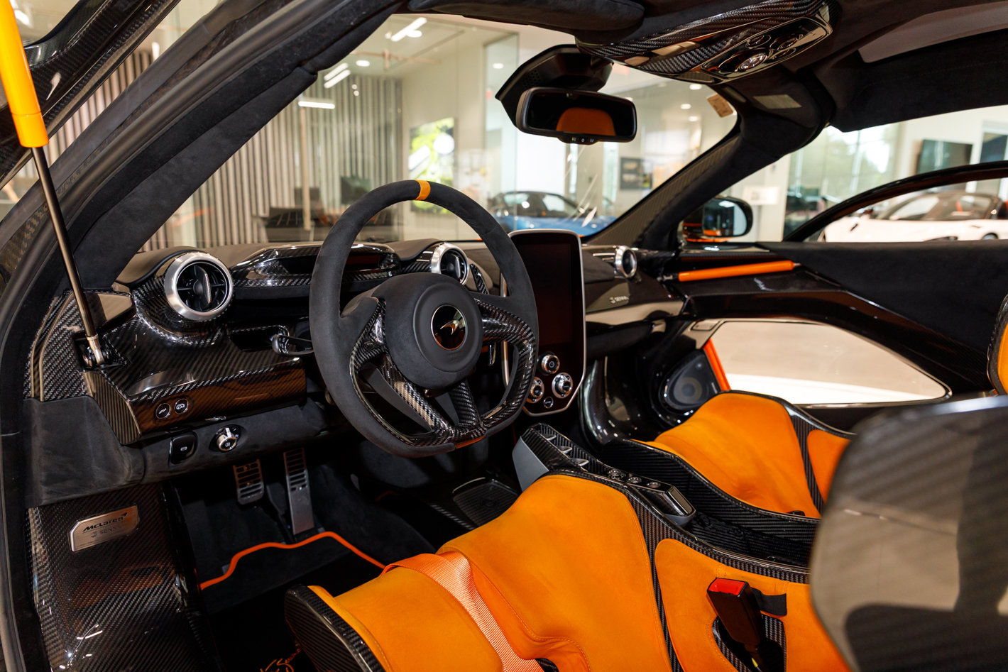 Used 2019 McLaren Senna RWD image 55