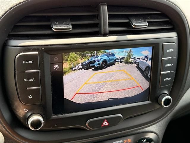 Used 2022 Kia Soul LX w/ Technology Package FWD image 29