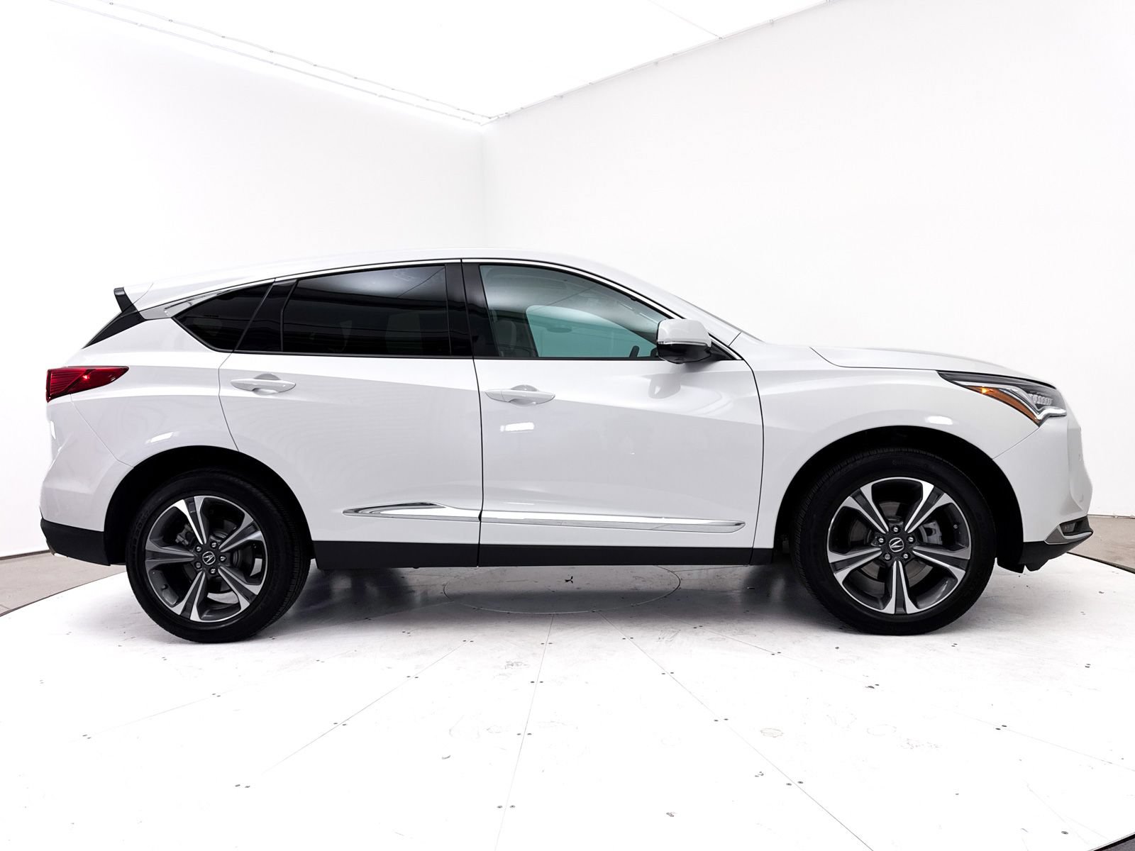 Used 2023 Acura RDX w/ Advance Package AWD/4WD image 42