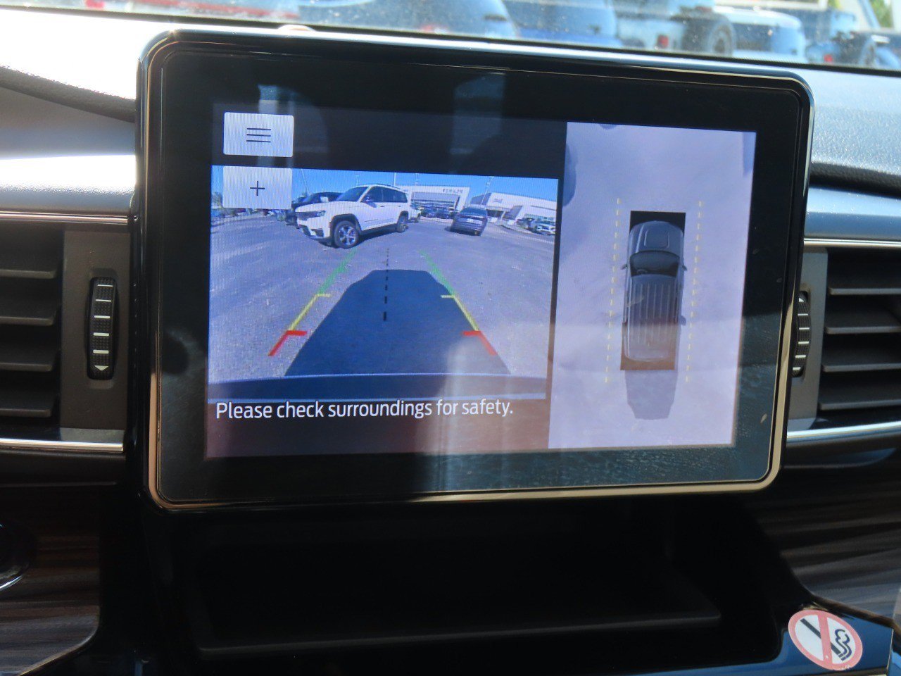 Certified 2023 Ford Explorer Limited w/ Equipment Group 301A image 33