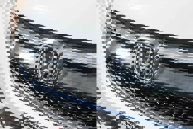 Used 2015 Honda CR-V LX image 8