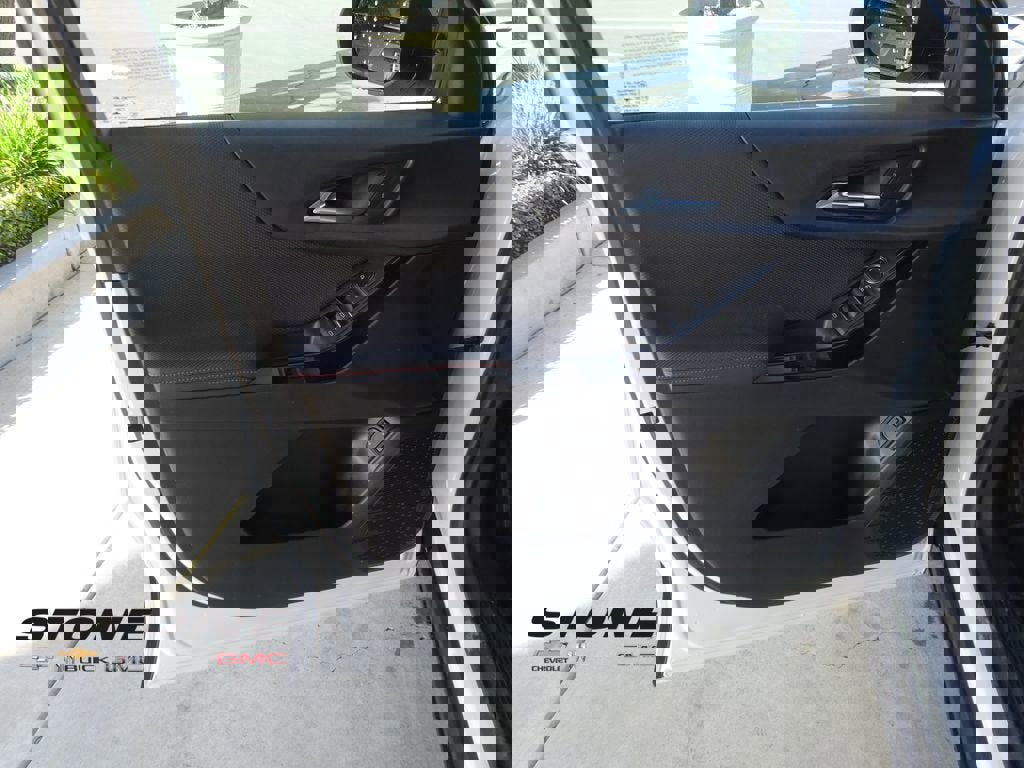 New 2026 Chevrolet Equinox RS image 24