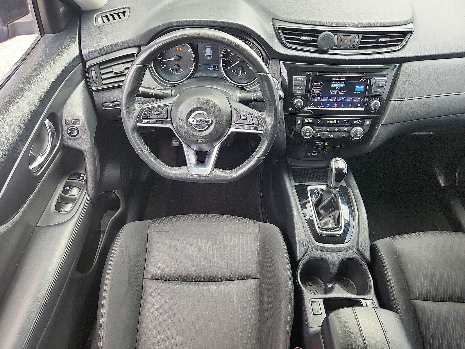 Used 2018 Nissan Rogue SV FWD image 12