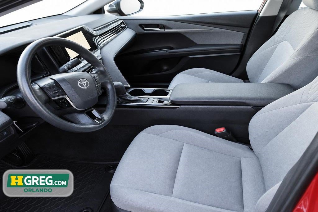 Used 2025 Toyota Camry LE w/ Convenience Package FWD image 7