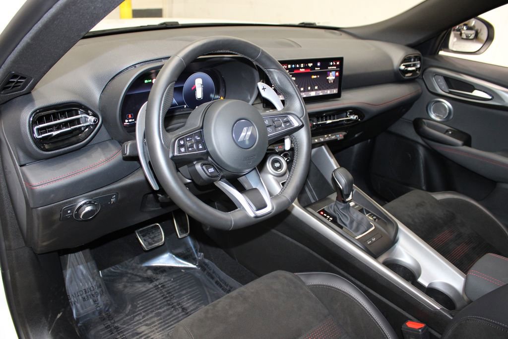 Used 2024 Dodge Hornet R/T image 17