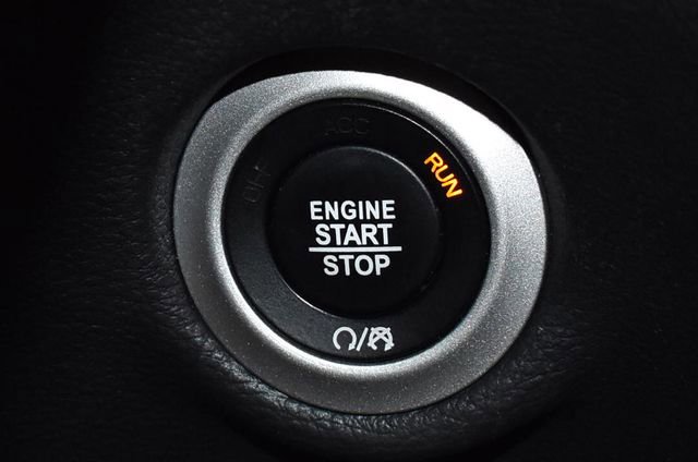 Used 2022 Chrysler Pacifica Pinnacle image 26