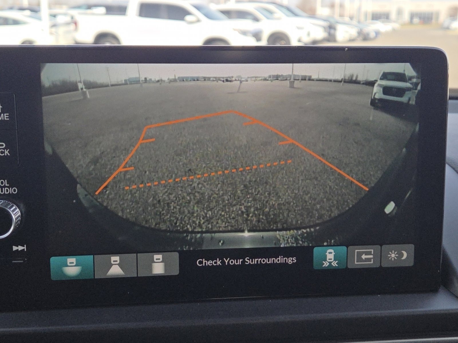 Used 2025 Honda Pilot EX-L image 27