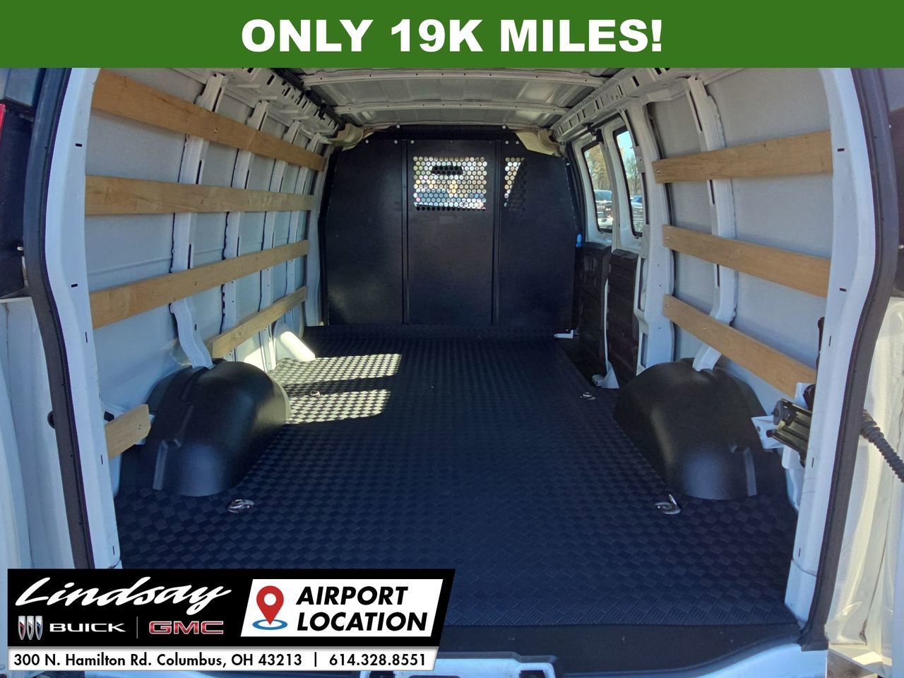 Used 2024 GMC Savana 2500 w/ Driver Convenience Package image 21